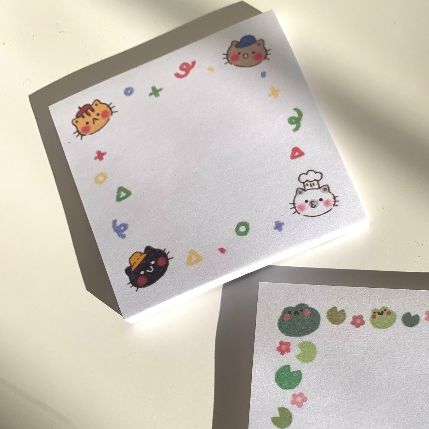 cats with hats sticky note pad